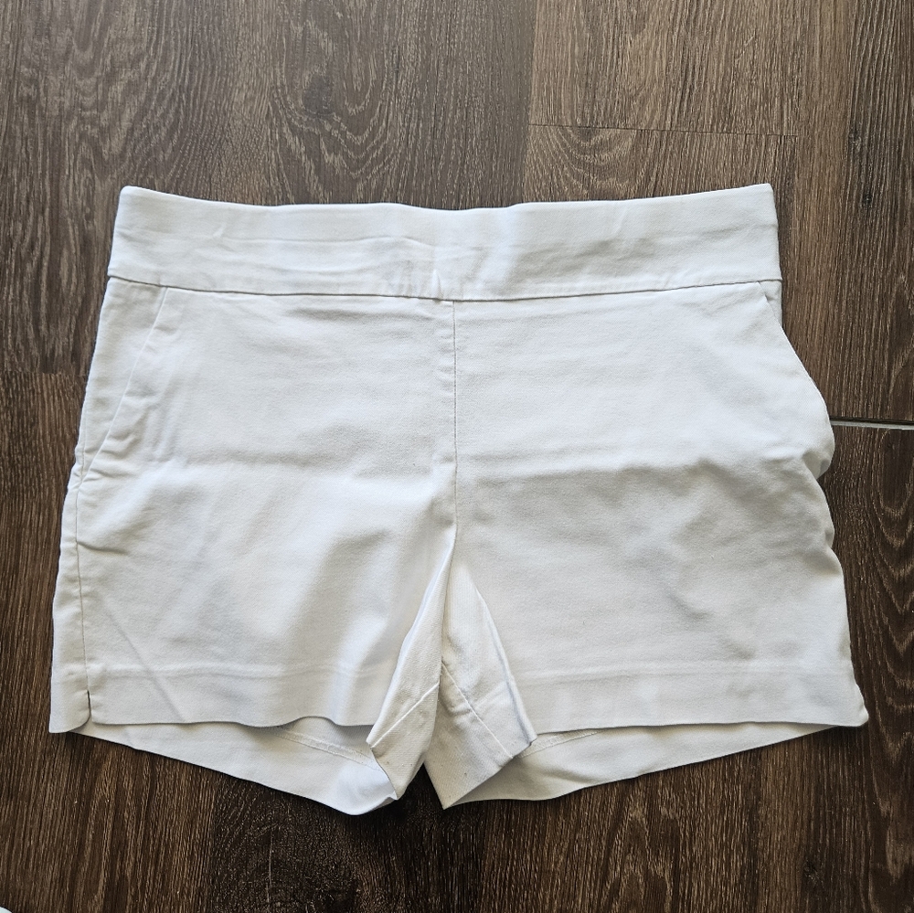 White Shorts, Pull Up Style, 7th Venue New York and Company